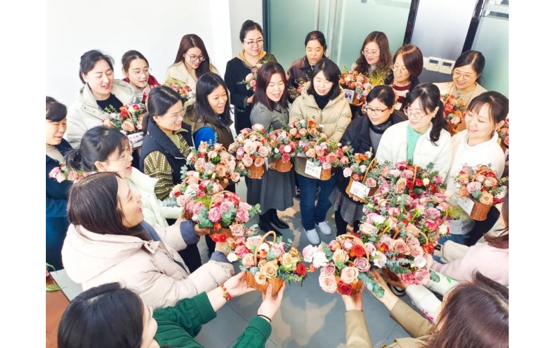 女神節(jié)丨女神插花，浪漫開啟，共赴一場花與手作之約